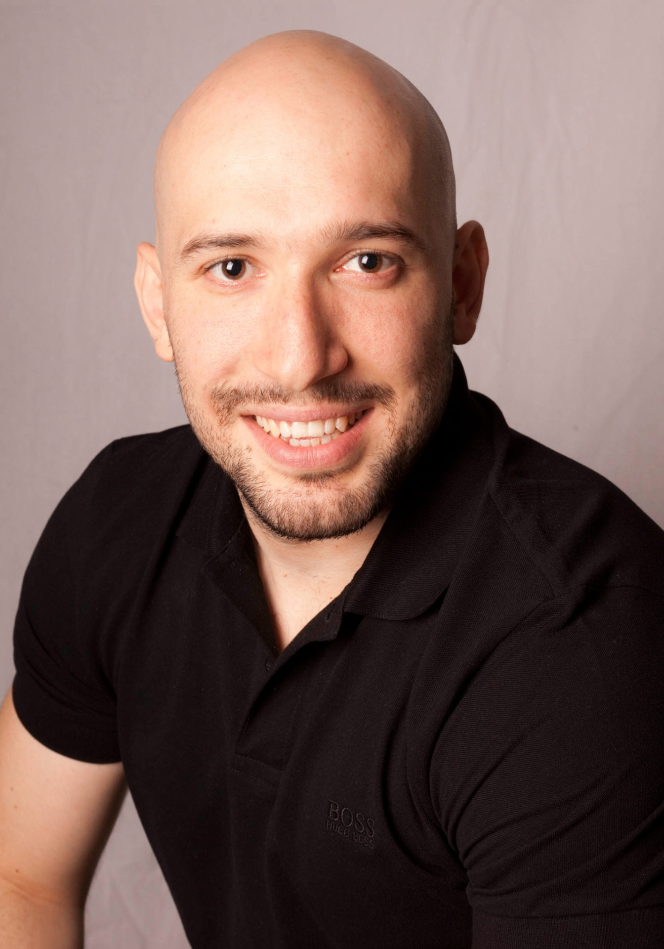 Portrait von Azur Begić, Gründer von GoogleLead.